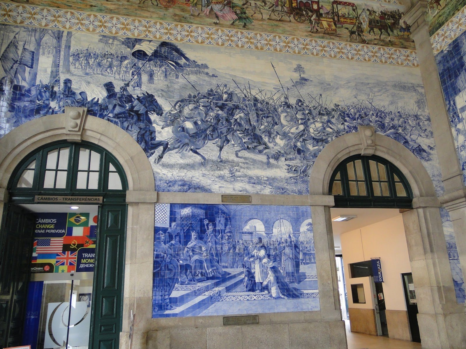 PORTUGAL DE TREM, OU MELHOR, PORTUGAL DE COMBOIO PORTUGAL DE TREM, OU MELHOR, PORTUGAL DE COMBOIO