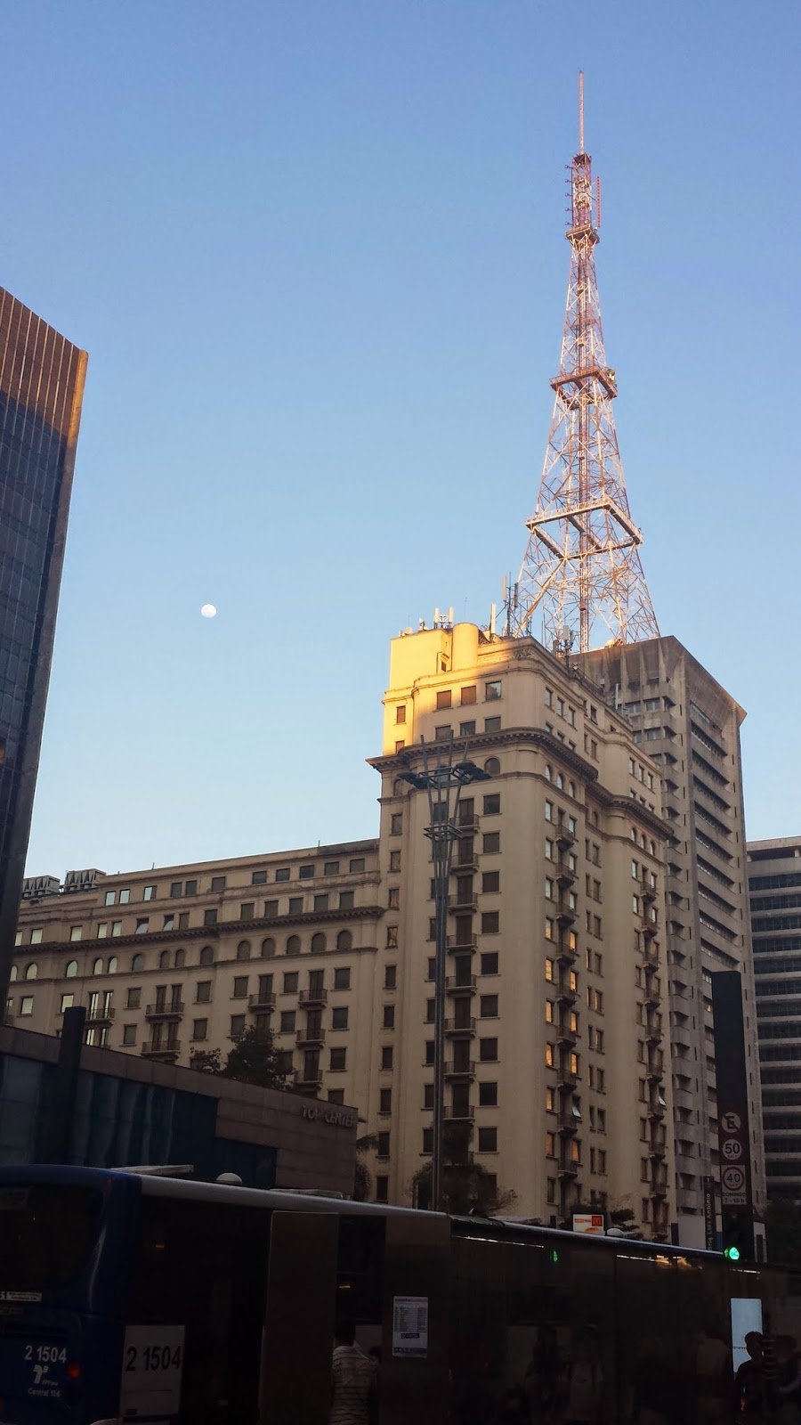 AVENIDA PAULISTA , A NOSSA 5ª AVENIDA. São Paulo, Brasil