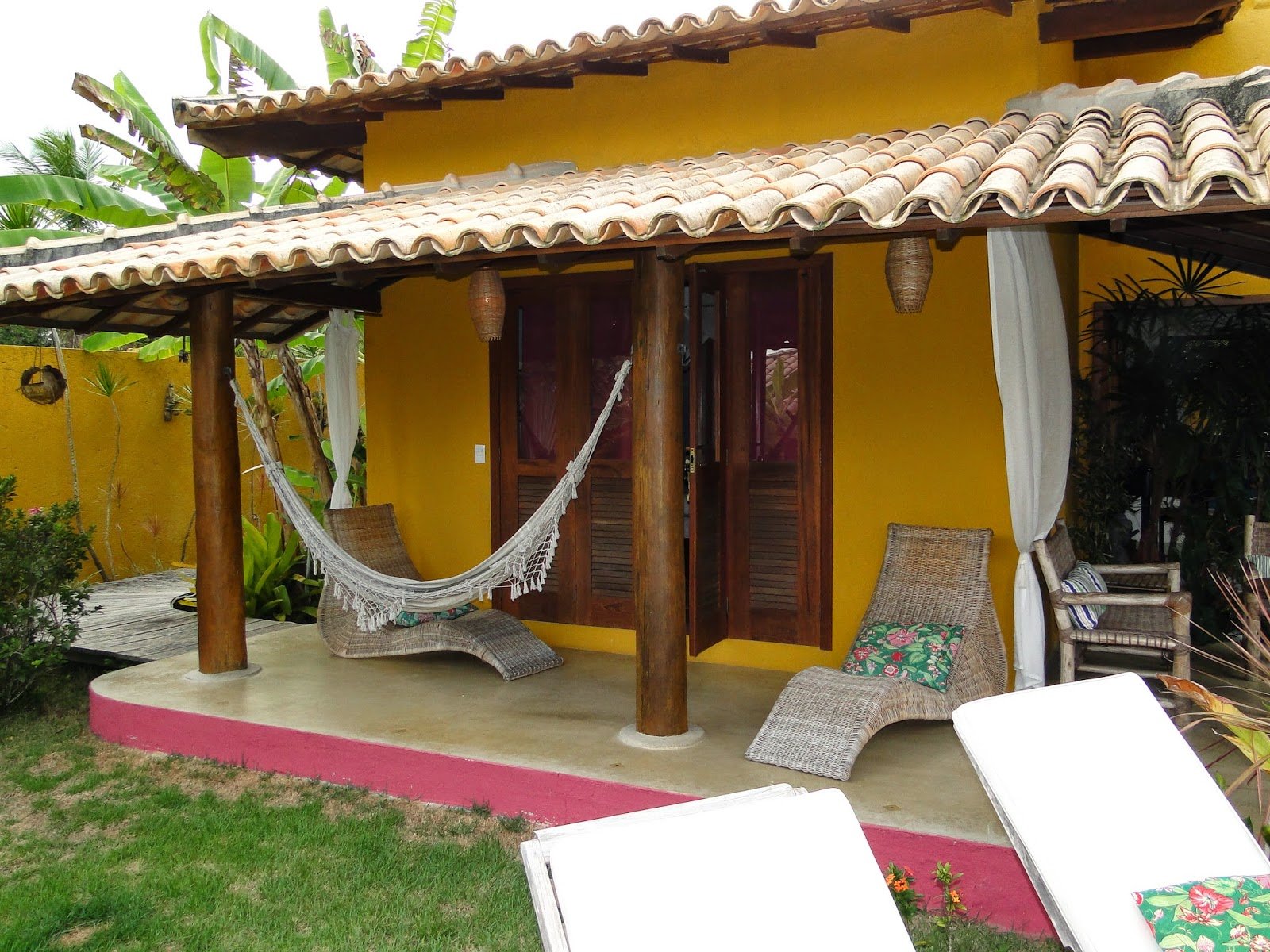 Pousada Villa 2 Santos em Arraial d'Ajuda na Bahia