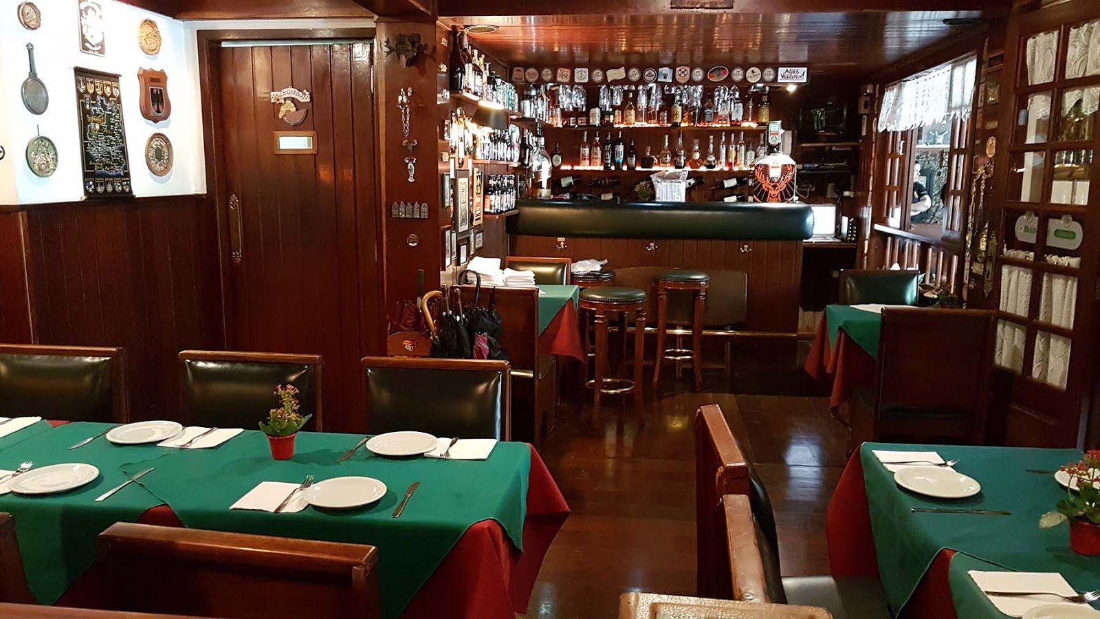 Restaurante Bräun & Bräun, Mury,RJ Restaurante Bräun & Bräun, Mury,RJ