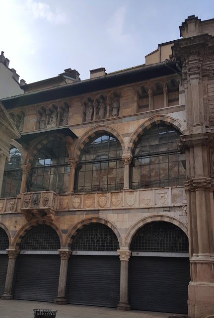 ROTEIRO ITÁLIA 2016, MILÃO EM 24 HORAS Loggia Degli Osii