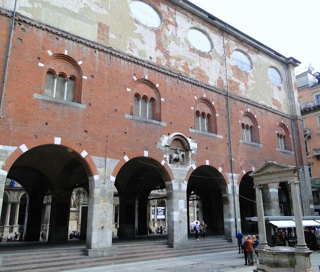 ROTEIRO ITÁLIA 2016, MILÃO EM 24 HORAS Palazzo Della Ragione