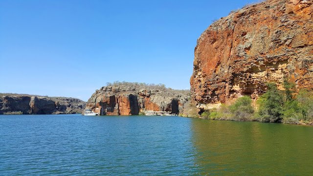 Cânion do Xingó, Maravilha de Sergipe, rio São Francisco. Cânion do Xingó, Maravilha de Sergipe, rio São Francisco.