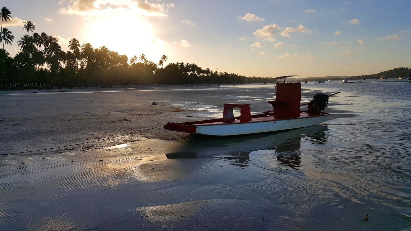 Por do sol na Praia dos Carneiros Pousada Praia dos Carneiros, Tamandaré, Pernambuco.