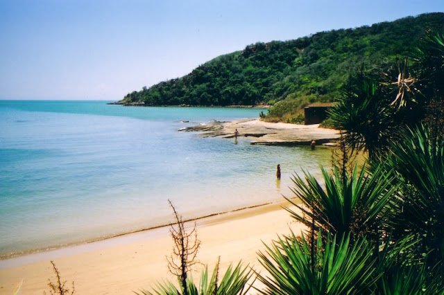 Foto do site buziosturismo.com Praia da Tartaruga em Búzios