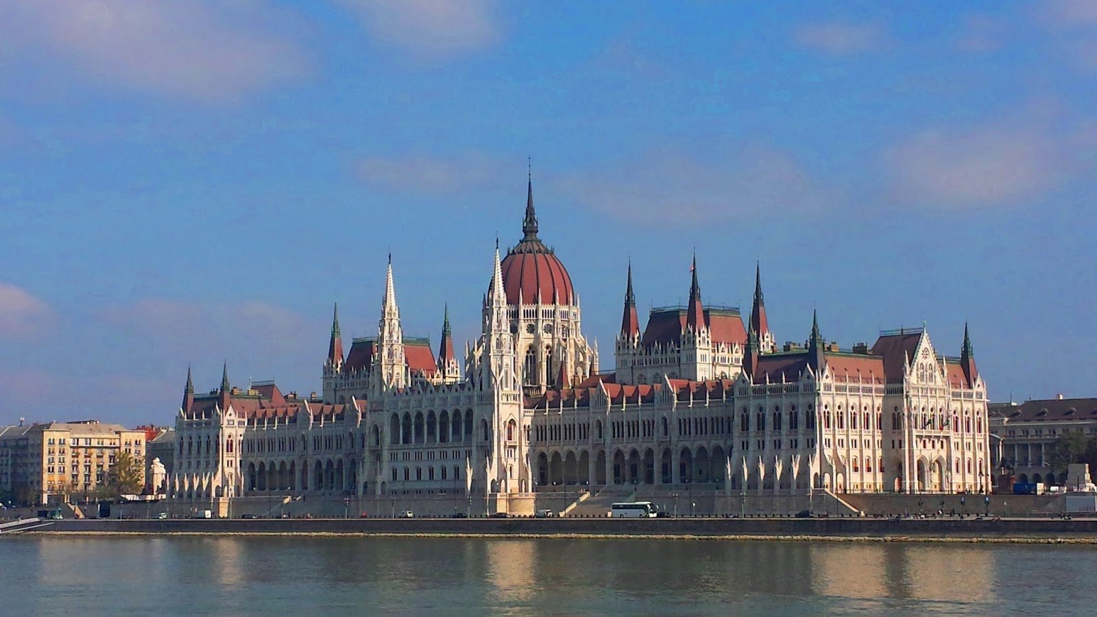 Parlamento de Budapeste Parlamento de Budapeste