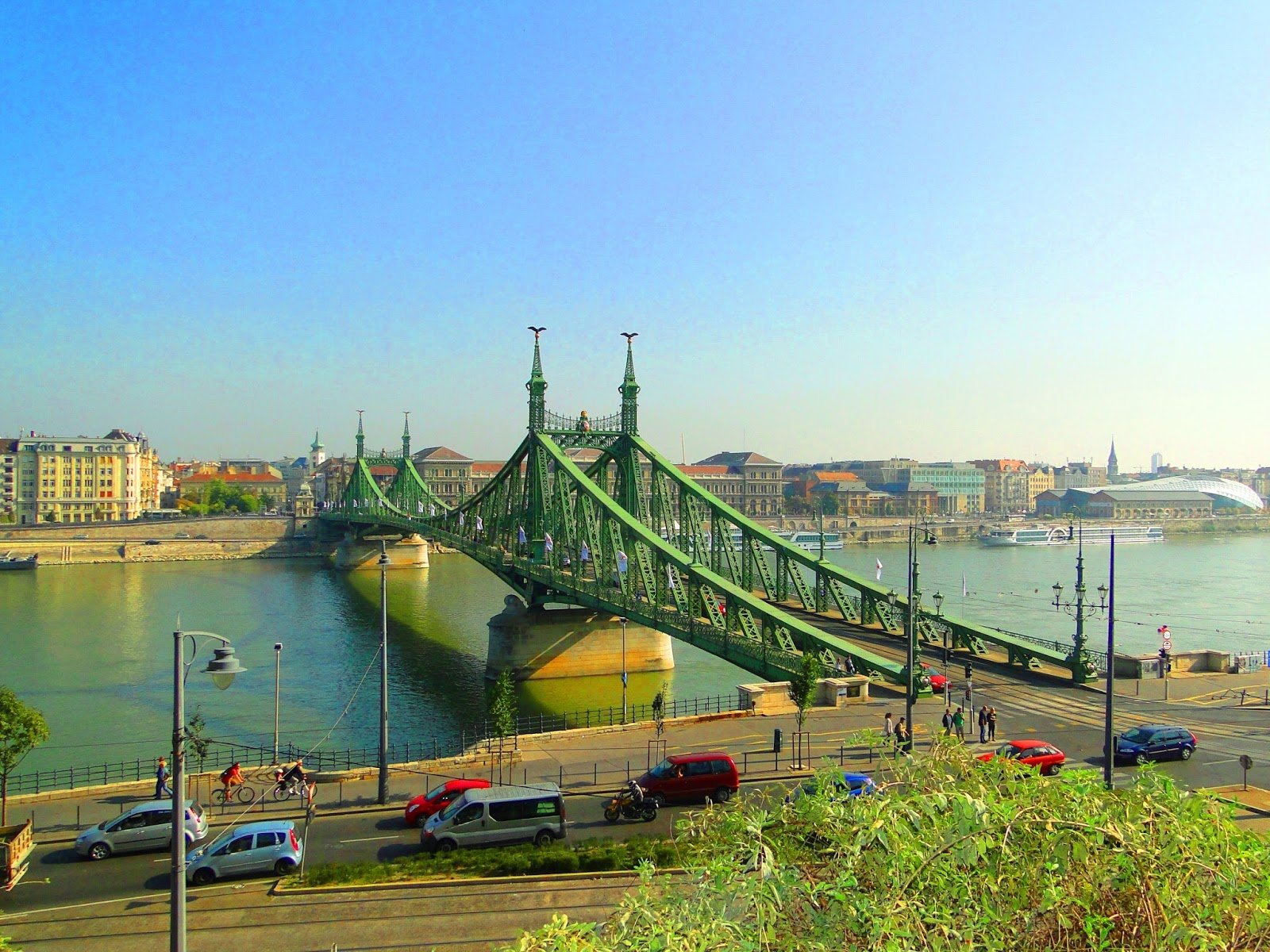 Ponte Szabadság em Budapeste Ponte da Liberdade