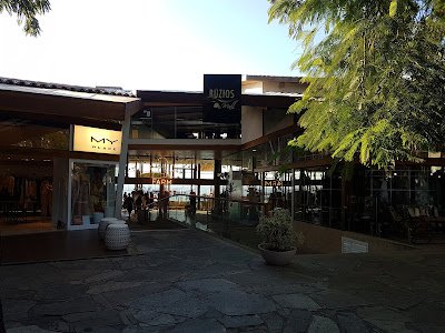 Rua das Pedras em Búzios, Região dos Lagos.