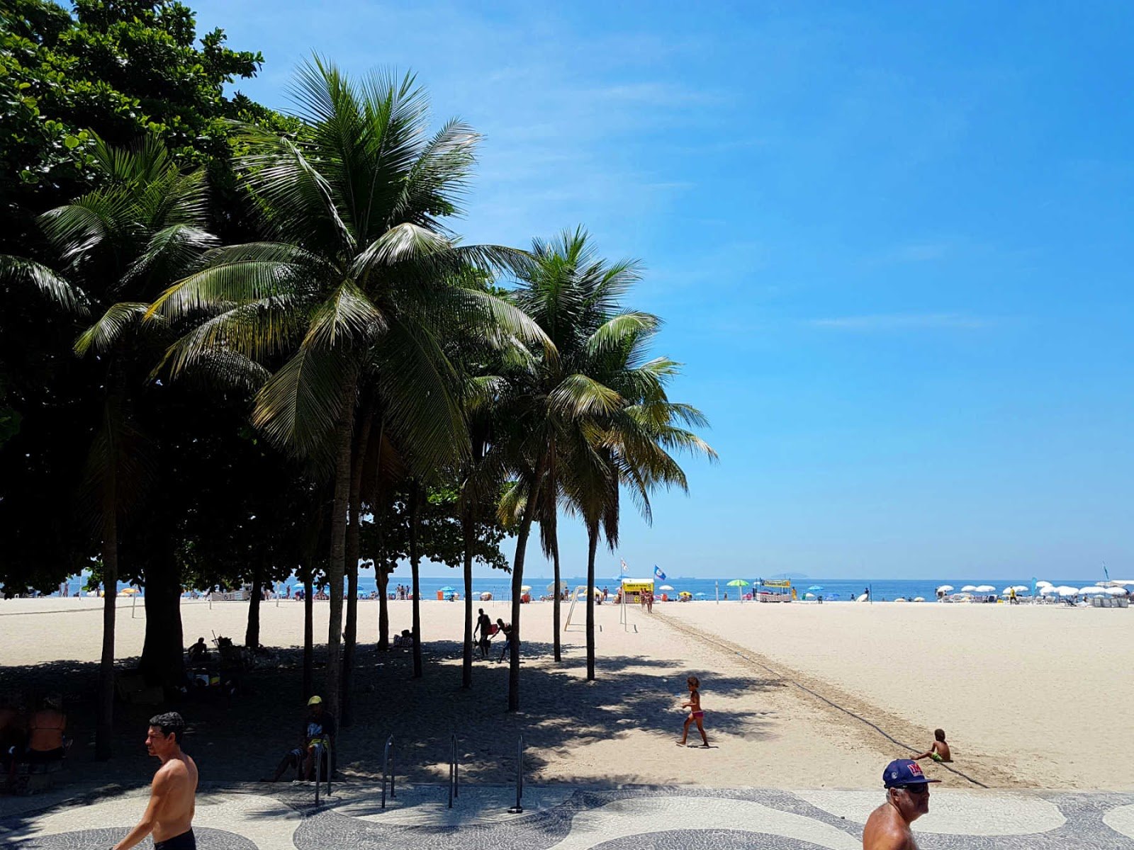 Praia de Copacabana, Ônibus Hop-On Hop-Off