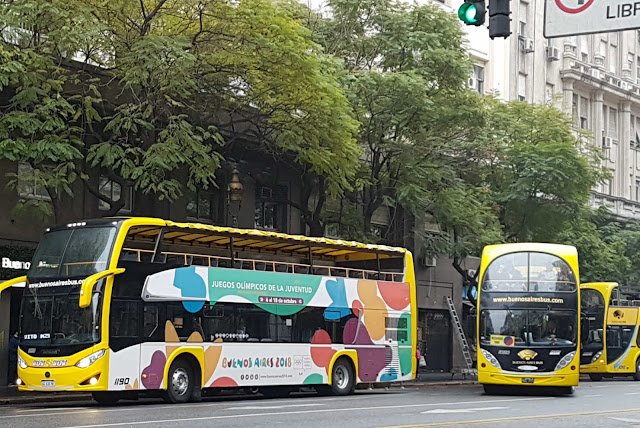 Como circular e onde comer em Buenos Aires Ônibus Turístico Hop-On Hop-Off em Buenos Aires