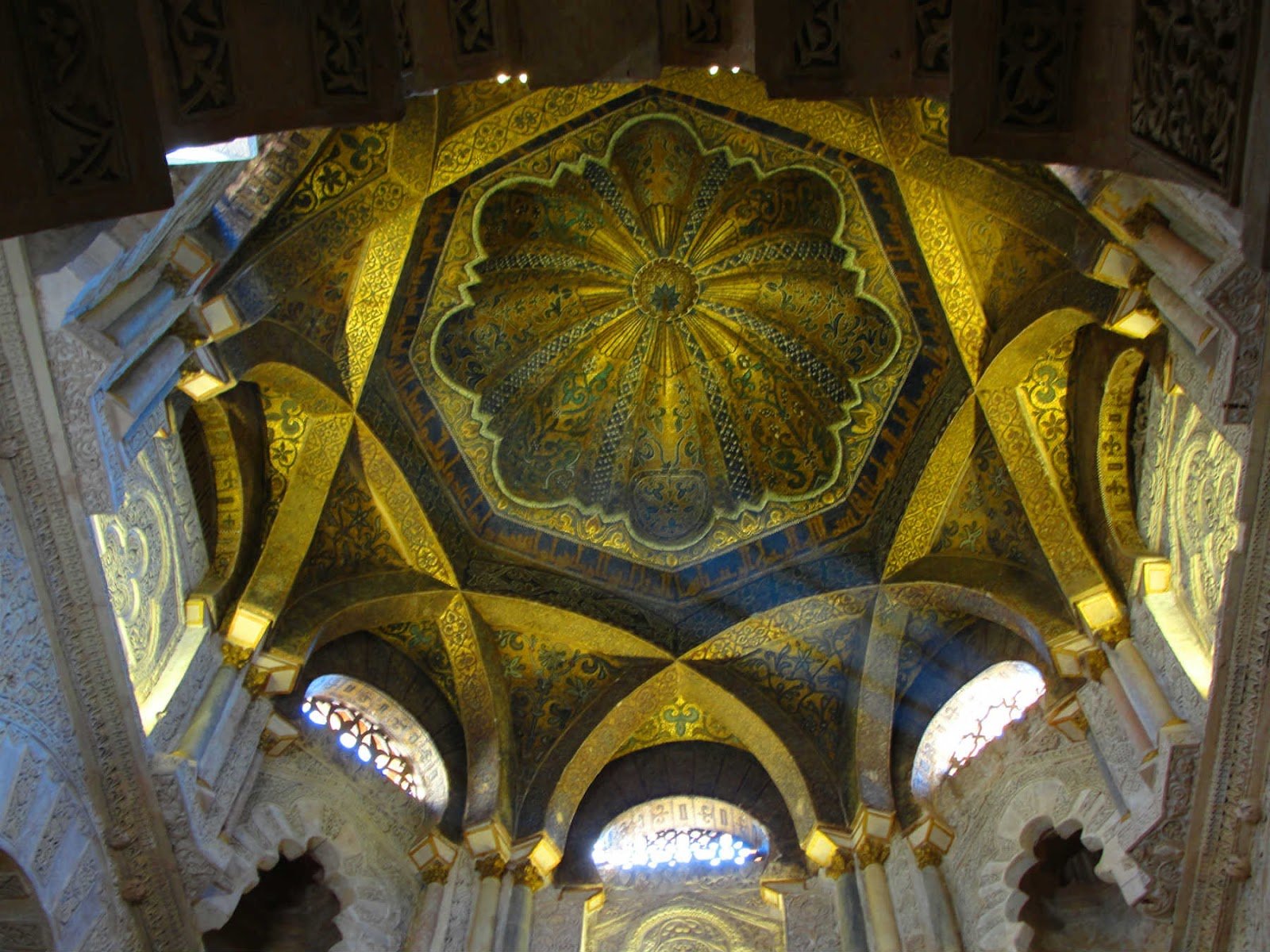 6 Incríveis igrejas e suas histórias. Catedral-Mesquita de Córdoba, Espanha.