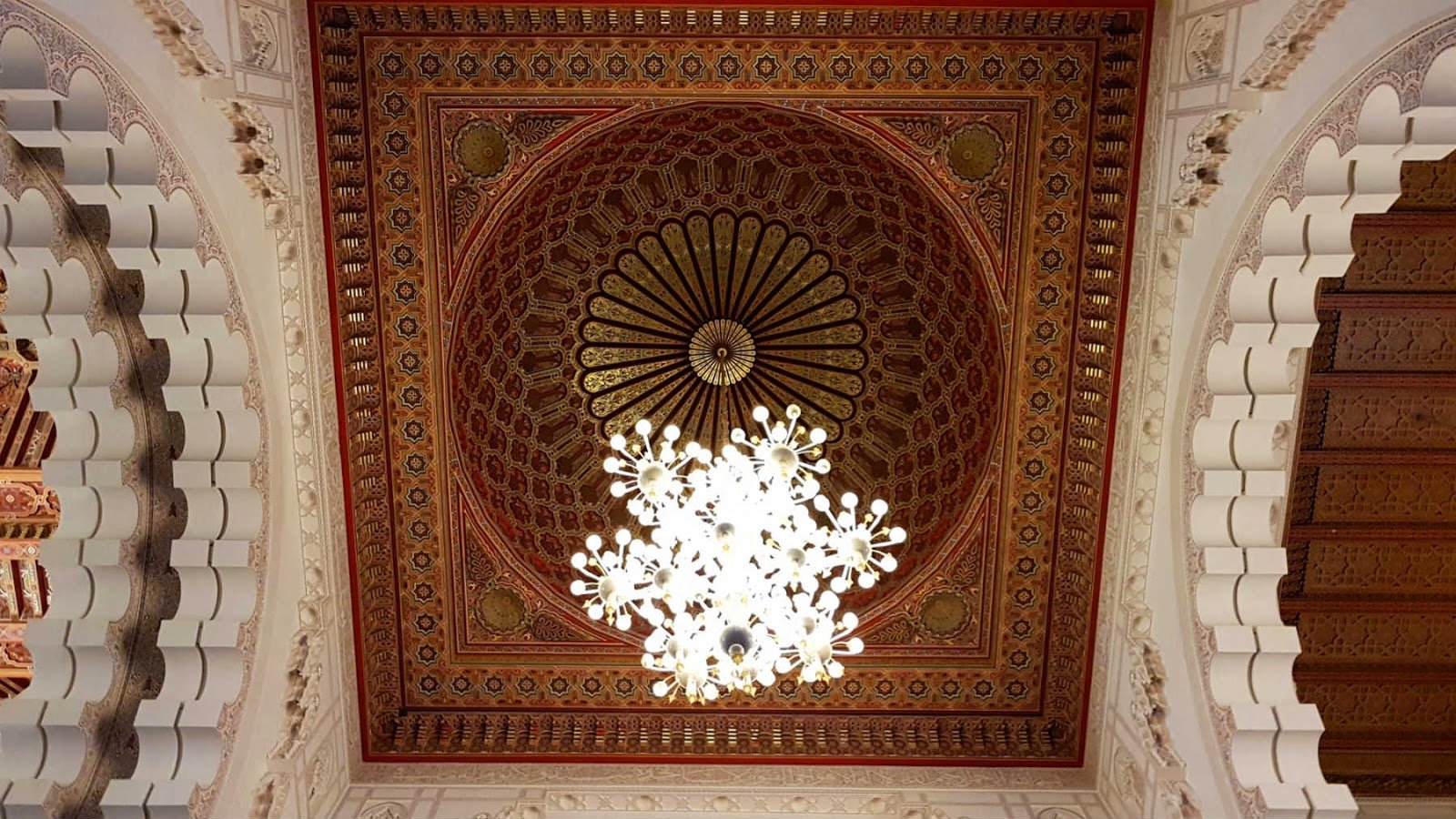 O que fazer em Casablanca em 1 dia Mesquita Hassan II em Casablanca, Marrocos.