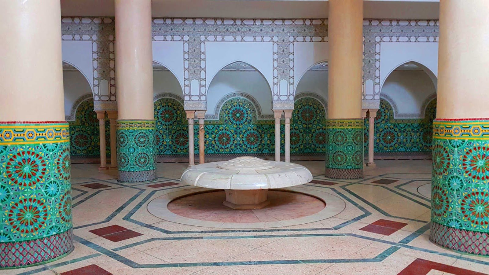 O que fazer em Casablanca em 1 dia. Mesquita Hassan II, Casablanca, Marrocos.