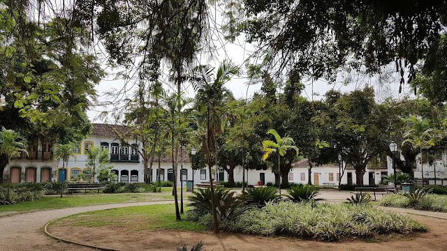 Praça da Matriz em Paraty. Praça da Matriz em Paraty.