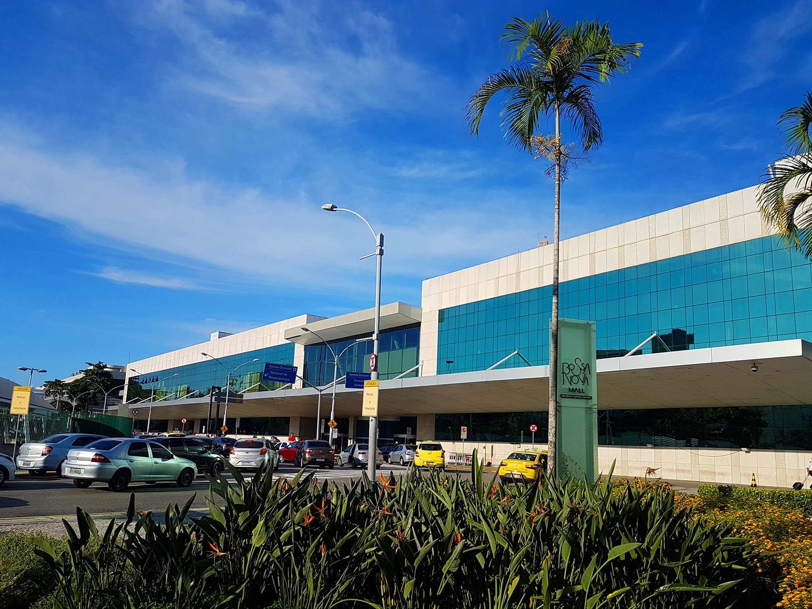Aeroporto Santos Dumont no Rio de Janeiro. Aeroporto Santos Dumont no Rio de Janeiro.