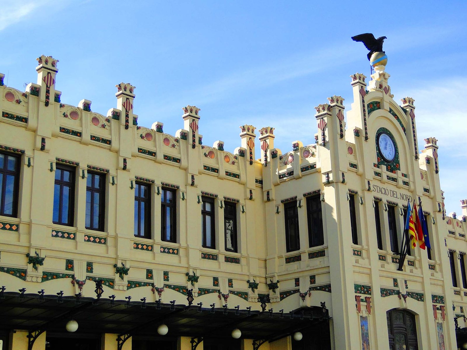 Estação de trem Del Nord, Valencia, Espanha. Estação de trem Del Nord, Valencia, Espanha.