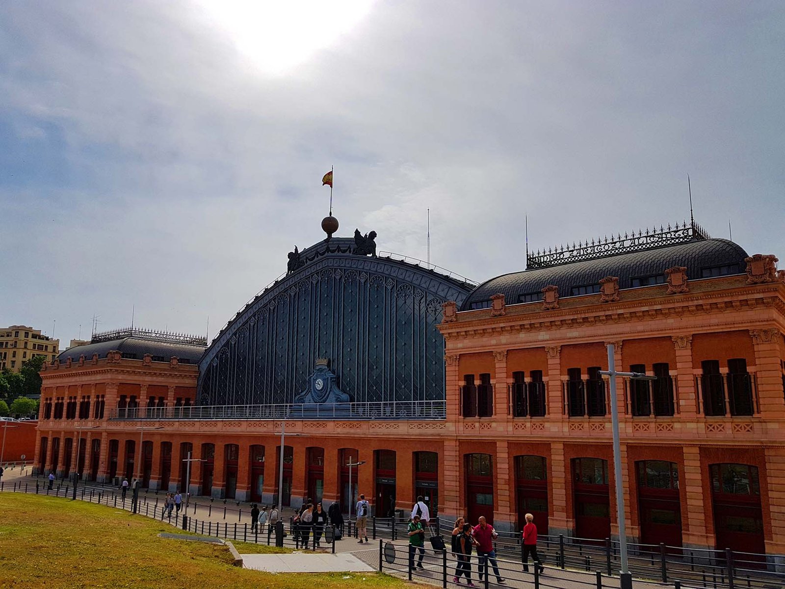10 Lindas estações de trem: Atocha, Madri 10 Lindas estações de trem: Atocha, Madri