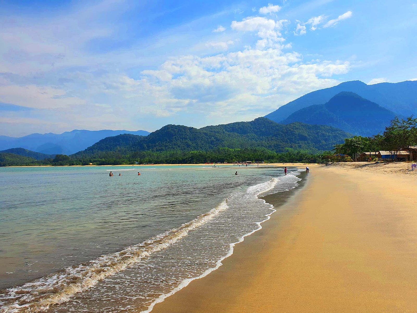 Praia de São Gonçalo em Paraty, RJ Praia de São Gonçalo em Paraty, RJ